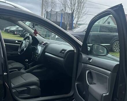 Чорний Фольксваген Гольф, об'ємом двигуна 1.4 л та пробігом 240 тис. км за 5300 $, фото 32 на Automoto.ua