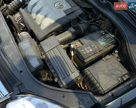 Черный Фольксваген Гольф, объемом двигателя 1.9 л и пробегом 289 тыс. км за 7450 $, фото 44 на Automoto.ua