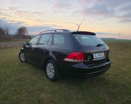 Черный Фольксваген Гольф, объемом двигателя 1.6 л и пробегом 212 тыс. км за 5800 $, фото 4 на Automoto.ua