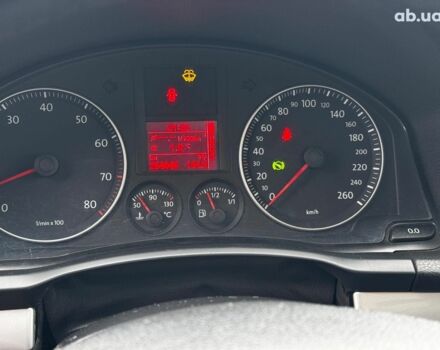 Черный Фольксваген Гольф, объемом двигателя 1.4 л и пробегом 254 тыс. км за 6990 $, фото 15 на Automoto.ua