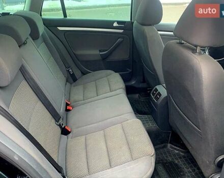 Черный Фольксваген Гольф, объемом двигателя 1.4 л и пробегом 250 тыс. км за 6550 $, фото 7 на Automoto.ua