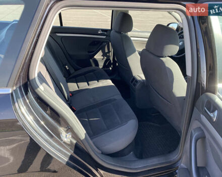 Черный Фольксваген Гольф, объемом двигателя 1.9 л и пробегом 301 тыс. км за 6600 $, фото 11 на Automoto.ua