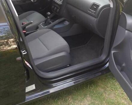 Чорний Фольксваген Гольф, об'ємом двигуна 1.6 л та пробігом 222 тис. км за 6800 $, фото 4 на Automoto.ua