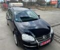 Черный Фольксваген Гольф, объемом двигателя 1.6 л и пробегом 280 тыс. км за 5399 $, фото 12 на Automoto.ua