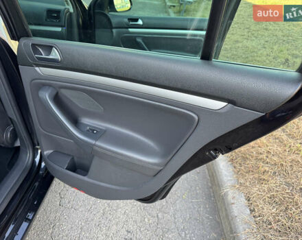 Чорний Фольксваген Гольф, об'ємом двигуна 1.4 л та пробігом 190 тис. км за 7950 $, фото 25 на Automoto.ua