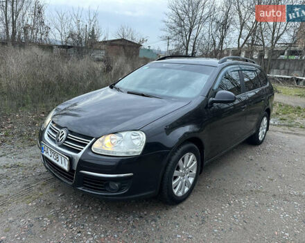 Черный Фольксваген Гольф, объемом двигателя 1.9 л и пробегом 210 тыс. км за 5000 $, фото 1 на Automoto.ua