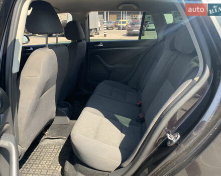 Черный Фольксваген Гольф, объемом двигателя 1.9 л и пробегом 300 тыс. км за 6000 $, фото 7 на Automoto.ua