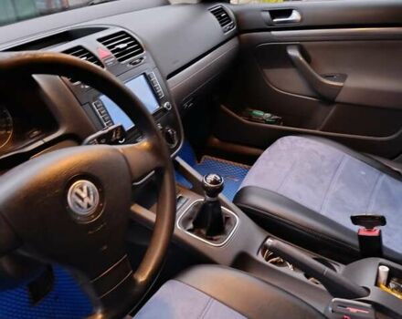 Черный Фольксваген Гольф, объемом двигателя 1.6 л и пробегом 217 тыс. км за 6400 $, фото 1 на Automoto.ua