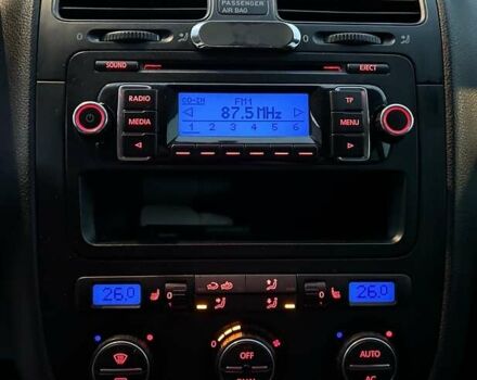 Черный Фольксваген Гольф, объемом двигателя 1.9 л и пробегом 289 тыс. км за 7450 $, фото 36 на Automoto.ua