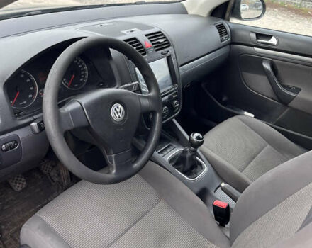 Черный Фольксваген Гольф, объемом двигателя 1.6 л и пробегом 260 тыс. км за 6450 $, фото 32 на Automoto.ua