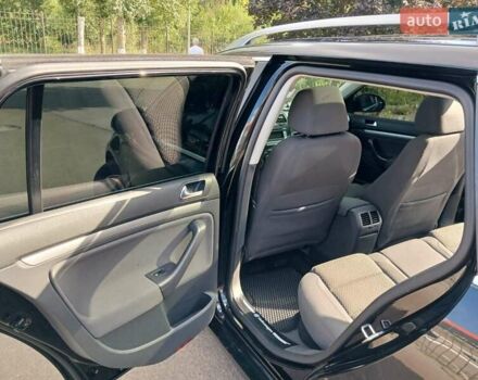 Черный Фольксваген Гольф, объемом двигателя 1.4 л и пробегом 267 тыс. км за 6500 $, фото 3 на Automoto.ua