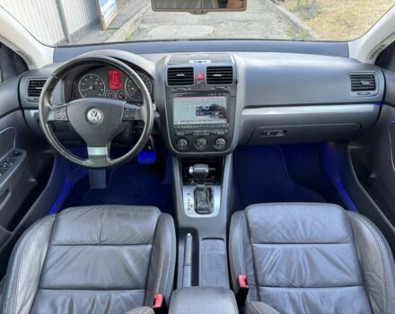 Черный Фольксваген Гольф, объемом двигателя 1.4 л и пробегом 190 тыс. км за 7950 $, фото 8 на Automoto.ua