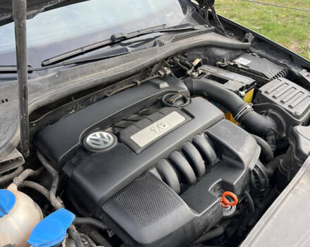 Черный Фольксваген Гольф, объемом двигателя 1.6 л и пробегом 260 тыс. км за 6450 $, фото 36 на Automoto.ua