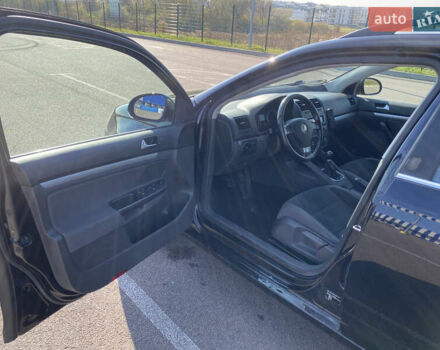 Черный Фольксваген Гольф, объемом двигателя 1.9 л и пробегом 301 тыс. км за 6600 $, фото 8 на Automoto.ua