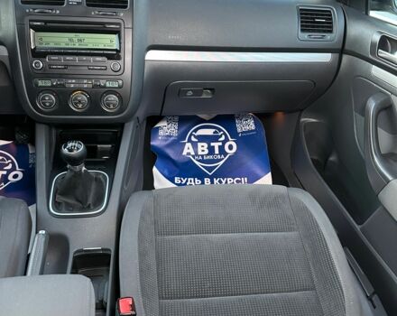 Черный Фольксваген Гольф, объемом двигателя 1.4 л и пробегом 214 тыс. км за 6700 $, фото 4 на Automoto.ua