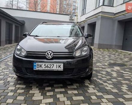 Черный Фольксваген Гольф, объемом двигателя 1.39 л и пробегом 302 тыс. км за 7500 $, фото 1 на Automoto.ua
