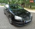 Черный Фольксваген Гольф, объемом двигателя 1.6 л и пробегом 236 тыс. км за 6400 $, фото 18 на Automoto.ua