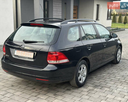 Черный Фольксваген Гольф, объемом двигателя 1.4 л и пробегом 260 тыс. км за 4350 $, фото 5 на Automoto.ua
