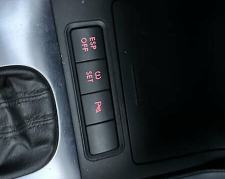 Чорний Фольксваген Гольф, об'ємом двигуна 1.39 л та пробігом 234 тис. км за 6800 $, фото 10 на Automoto.ua