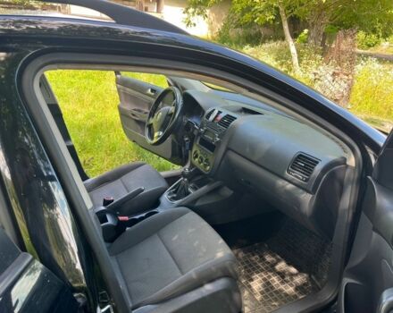 Черный Фольксваген Гольф, объемом двигателя 1.9 л и пробегом 275 тыс. км за 5500 $, фото 9 на Automoto.ua