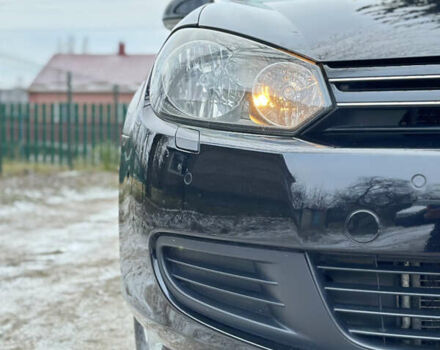 Черный Фольксваген Гольф, объемом двигателя 1.6 л и пробегом 248 тыс. км за 8199 $, фото 5 на Automoto.ua