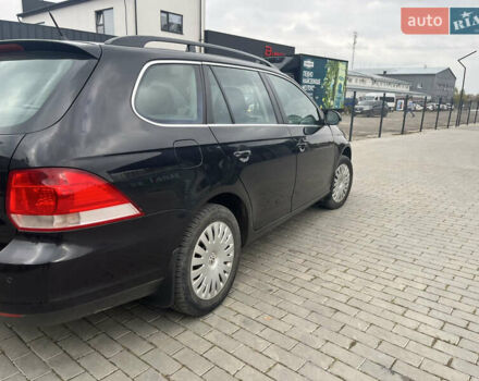 Черный Фольксваген Гольф, объемом двигателя 1.39 л и пробегом 210 тыс. км за 5150 $, фото 12 на Automoto.ua