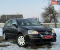 Черный Фольксваген Гольф, объемом двигателя 1.6 л и пробегом 227 тыс. км за 6450 $, фото 1 на Automoto.ua