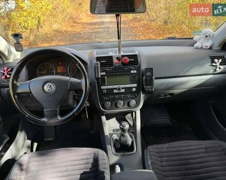 Черный Фольксваген Гольф, объемом двигателя 1.9 л и пробегом 293 тыс. км за 6000 $, фото 33 на Automoto.ua