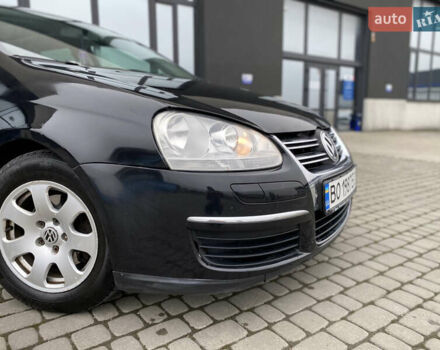 Черный Фольксваген Гольф, объемом двигателя 1.39 л и пробегом 312 тыс. км за 4899 $, фото 8 на Automoto.ua