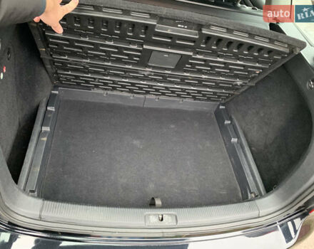 Черный Фольксваген Гольф, объемом двигателя 1.6 л и пробегом 239 тыс. км за 6999 $, фото 21 на Automoto.ua