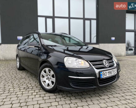 Черный Фольксваген Гольф, объемом двигателя 1.39 л и пробегом 312 тыс. км за 4899 $, фото 2 на Automoto.ua