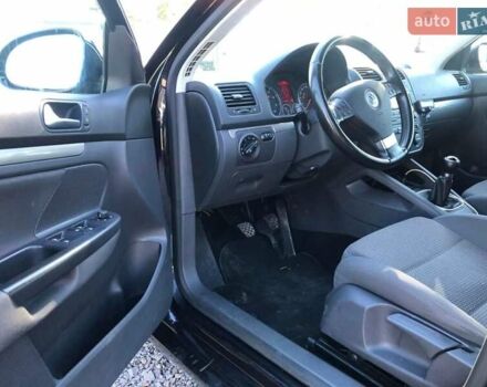 Черный Фольксваген Гольф, объемом двигателя 1.39 л и пробегом 246 тыс. км за 6600 $, фото 3 на Automoto.ua