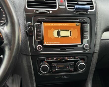 Черный Фольксваген Гольф, объемом двигателя 1.6 л и пробегом 276 тыс. км за 6300 $, фото 8 на Automoto.ua