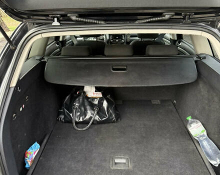 Черный Фольксваген Гольф, объемом двигателя 1.6 л и пробегом 364 тыс. км за 6500 $, фото 6 на Automoto.ua