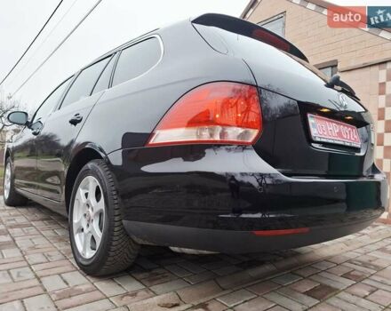 Черный Фольксваген Гольф, объемом двигателя 1.4 л и пробегом 223 тыс. км за 7350 $, фото 11 на Automoto.ua