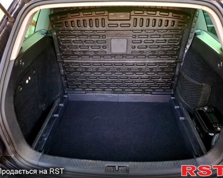 Чорний Фольксваген Гольф, об'ємом двигуна 1.6 л та пробігом 249 тис. км за 7170 $, фото 6 на Automoto.ua