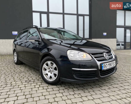 Черный Фольксваген Гольф, объемом двигателя 1.39 л и пробегом 312 тыс. км за 4899 $, фото 7 на Automoto.ua