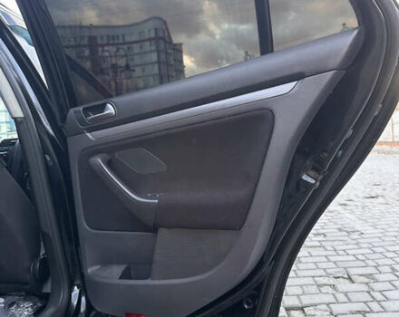 Черный Фольксваген Гольф, объемом двигателя 1.9 л и пробегом 263 тыс. км за 6200 $, фото 25 на Automoto.ua