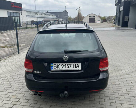 Черный Фольксваген Гольф, объемом двигателя 1.39 л и пробегом 210 тыс. км за 5150 $, фото 4 на Automoto.ua