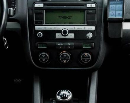 Черный Фольксваген Гольф, объемом двигателя 1.4 л и пробегом 173 тыс. км за 6700 $, фото 12 на Automoto.ua