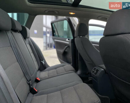 Черный Фольксваген Гольф, объемом двигателя 1.39 л и пробегом 312 тыс. км за 4899 $, фото 39 на Automoto.ua