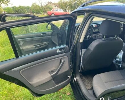 Черный Фольксваген Гольф, объемом двигателя 1.9 л и пробегом 275 тыс. км за 5500 $, фото 8 на Automoto.ua