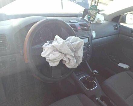 Черный Фольксваген Гольф, объемом двигателя 1.4 л и пробегом 176 тыс. км за 2350 $, фото 5 на Automoto.ua