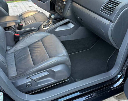 Черный Фольксваген Гольф, объемом двигателя 1.4 л и пробегом 148 тыс. км за 7800 $, фото 36 на Automoto.ua