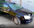 Фольксваген Гольф 2009 в Черновцах на Automoto.ua Черный Фольксваген Гольф, объемом двигателя 1.6 л и пробегом 255 тыс. км за 6700 $, фото 1 на Automoto.ua
