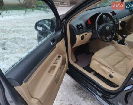 Черный Фольксваген Гольф, объемом двигателя 1.4 л и пробегом 207 тыс. км за 6600 $, фото 10 на Automoto.ua