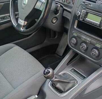 Чорний Фольксваген Гольф, об'ємом двигуна 1.6 л та пробігом 261 тис. км за 6800 $, фото 14 на Automoto.ua