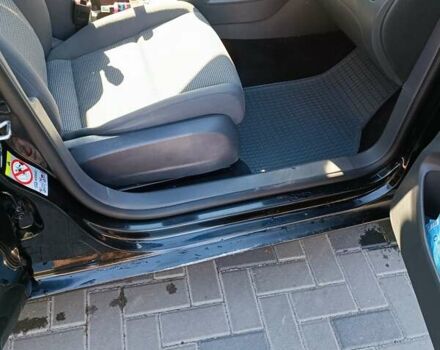 Черный Фольксваген Гольф, объемом двигателя 1.6 л и пробегом 224 тыс. км за 5200 $, фото 15 на Automoto.ua