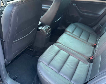 Черный Фольксваген Гольф, объемом двигателя 1.4 л и пробегом 148 тыс. км за 7800 $, фото 26 на Automoto.ua