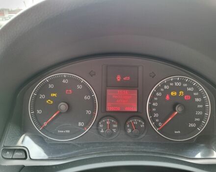 Черный Фольксваген Гольф, объемом двигателя 1.4 л и пробегом 199 тыс. км за 7000 $, фото 5 на Automoto.ua